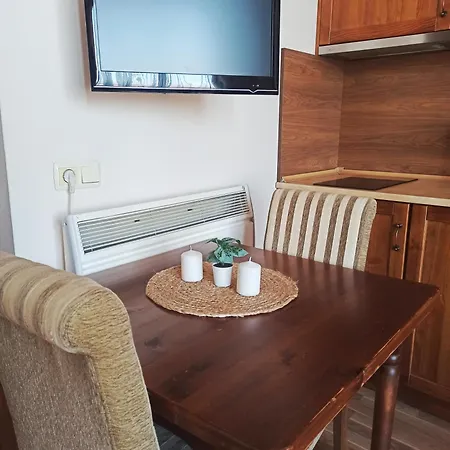 Sunrise View With Free And Bottle Of Wine In Cornelia Deluxe Residence, Free Parking Apartment *