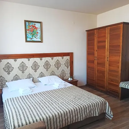 Sunrise View With Free In Cornelia Deluxe Residence, Free Parking * Банско